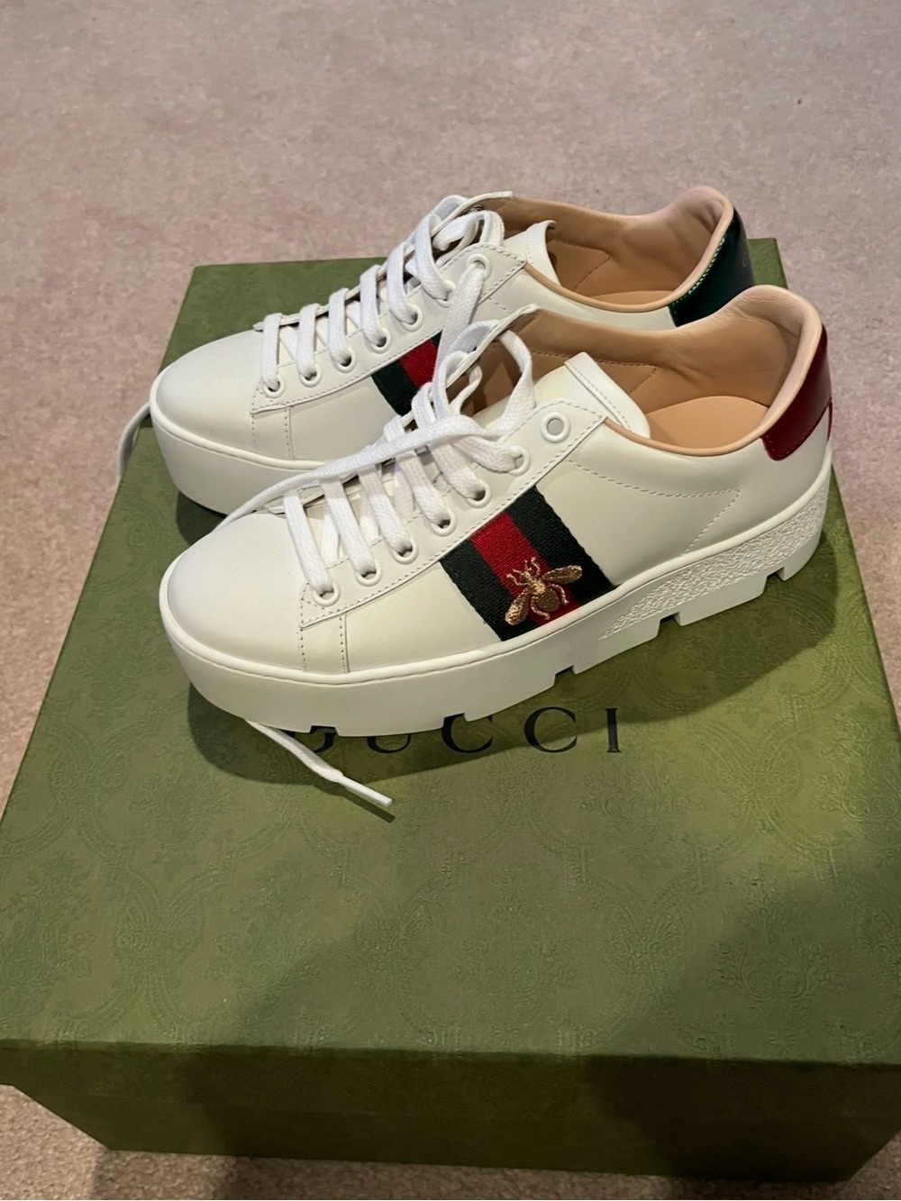BRAND NEW Gucci White Leather Platform Sneakers - Fits size 5.5 us